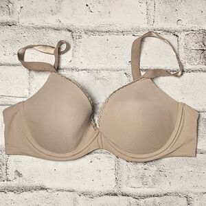 Calvin Klein Nude T-Shirt Bra Underwire 36C Smooth Cups